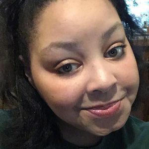 Meet your Posher, Alicia